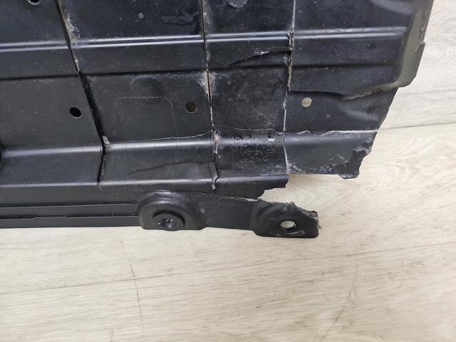 HYUNDAI 84137D3000 Защита днища задняя левая в наличии Тернополь