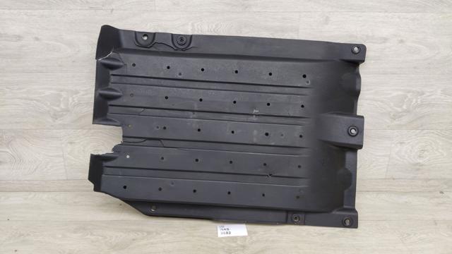 Защита днища, задняя правая 84147D3000 HYUNDAI