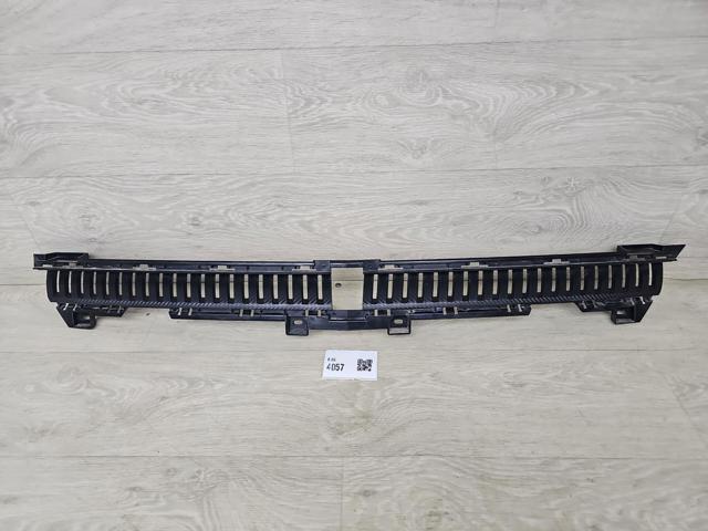 Решетка радиатора 85132242 GM