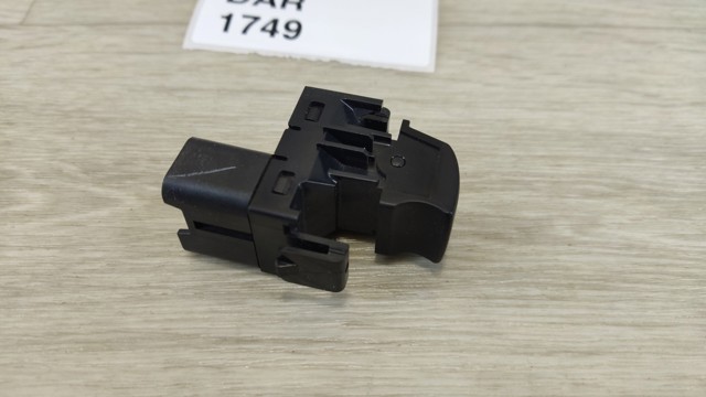 MITSUBISHI 8608A319 Кнопка стеклоподъемника передняя в наличии Житомир