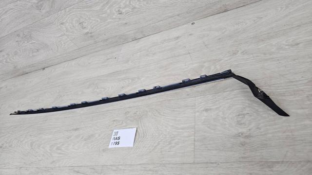 86140GI000 HYUNDAI Молдинг лобового стекла правый купить в Полтава
