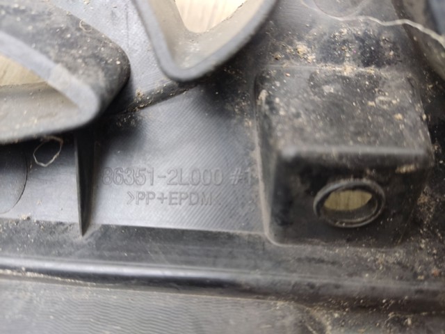 863512L000 Решетка радиатора купить Черкассы
