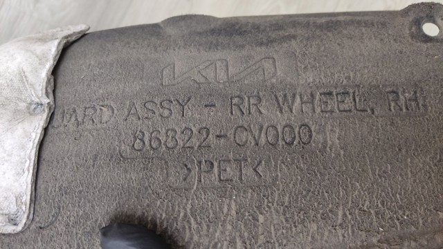 86822CV000 HYUNDAI Подкрылок задний правый купить в Тернополь