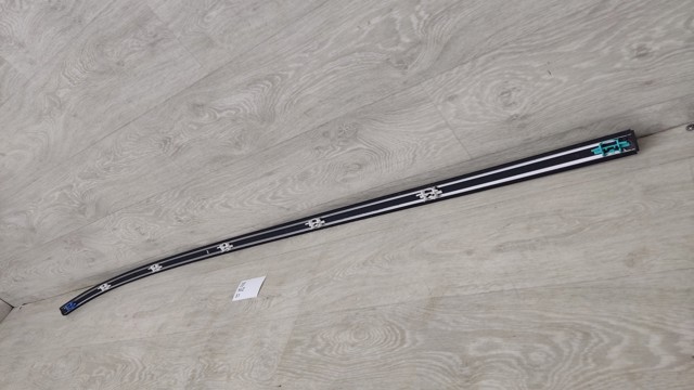 87240GI000 HYUNDAI Молдинг крыши правый купить в Николаев