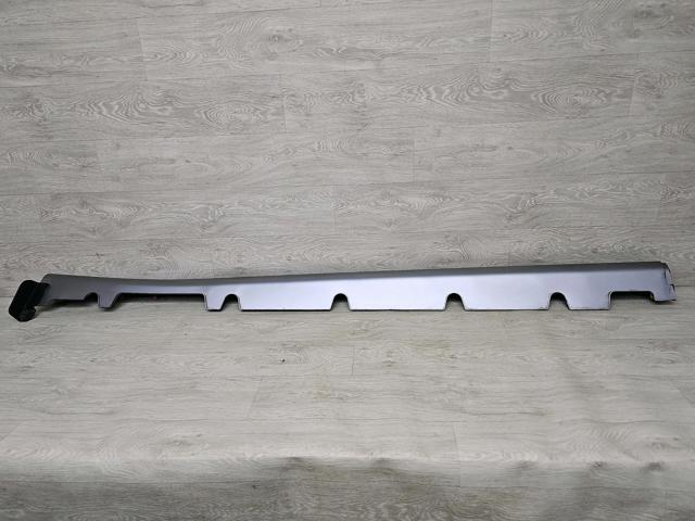 Накладка наружняя (молдинг) порога, правый 87752GI100 HYUNDAI
