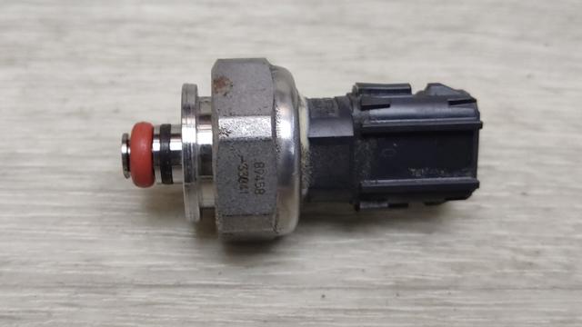 Манометры 8945833041 TOYOTA
