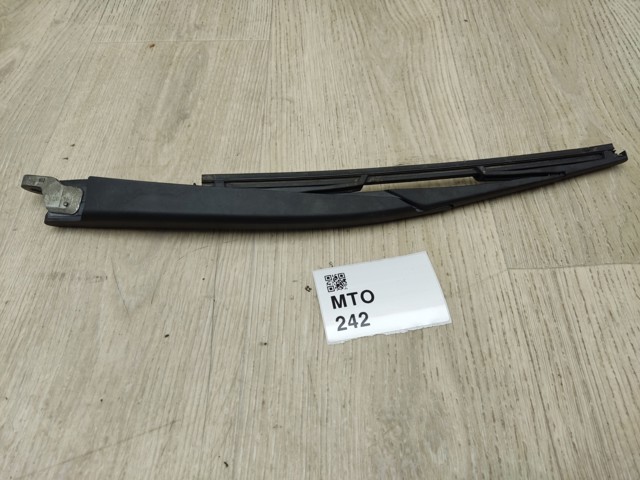 Рычаг-поводок дворника заднего стекла 8A6117406AA FORD