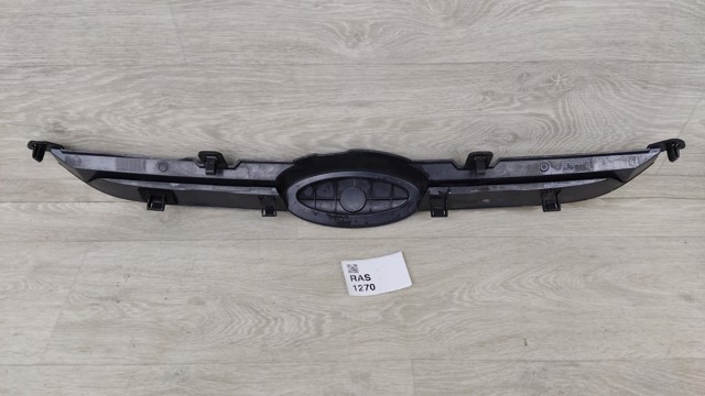 FORD 8A618200BC Решетка радиатора в наличии Ровно
