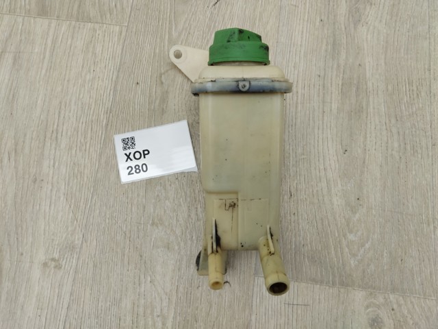 VAG 8D0422373C Бачок ГУР в наличии Ирпень