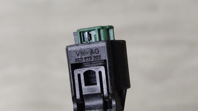 VAG 8E0973202 в наличии Каменское