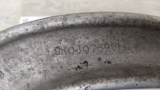 VAG 8K0407696H Нижний рычаг в наличии Хмельницкий