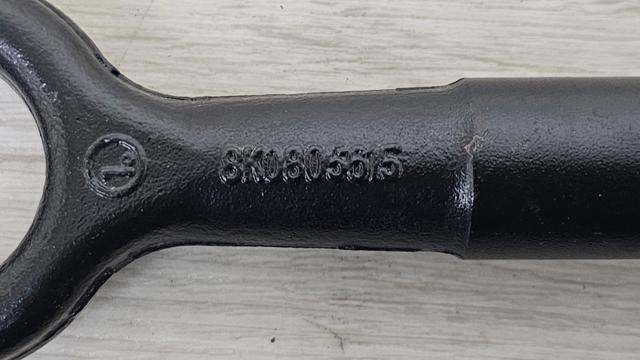 Крюк буксирный передний Фольксваген Пассат B8