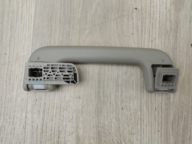 VAG 8K0857607C Ручка крыши салона в наличии Винница