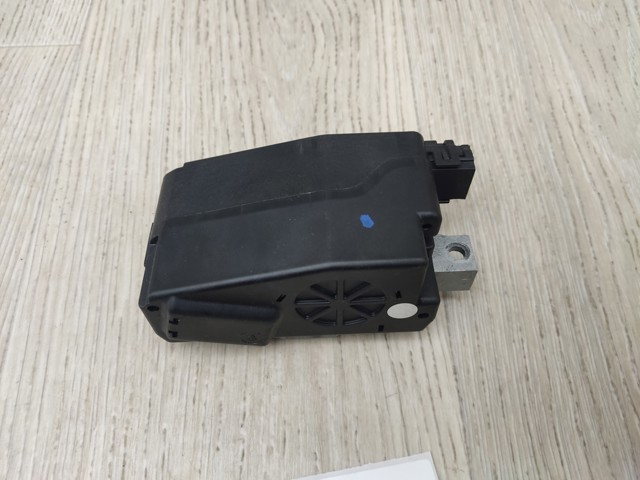 Электронный модуль рулевой колонки 8K0905852D VAG