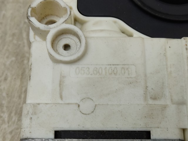 VAG 8K0959812 Мотор стеклоподъемника двери передней правой в наличии Николаев