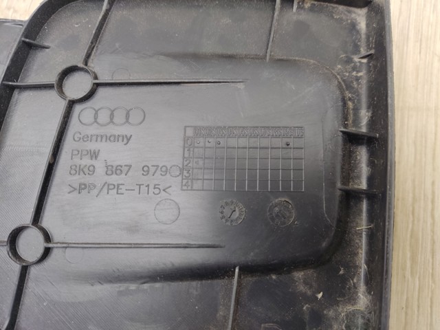 VAG 8K9867979 в наличии Украина
