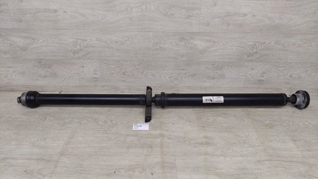 Карданный вал заднего моста 8R0521101Q VAG
