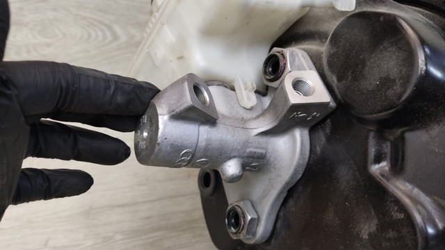 8R0612103H VAG Усилитель тормозов купить в Николаев