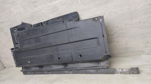 8R0825207C VAG Защита днища левая купить в Львов