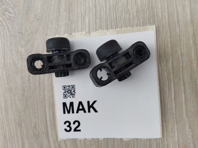 VAG 8R0827239 в наличии Чернигов