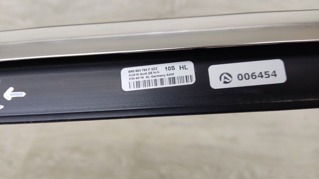 Молдинг опускного стекла двери задней, левой 8R0853763F2ZZ VAG