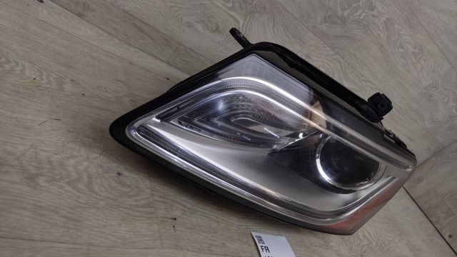 VAG 8R0941005E Левая фара в наличии Ровно