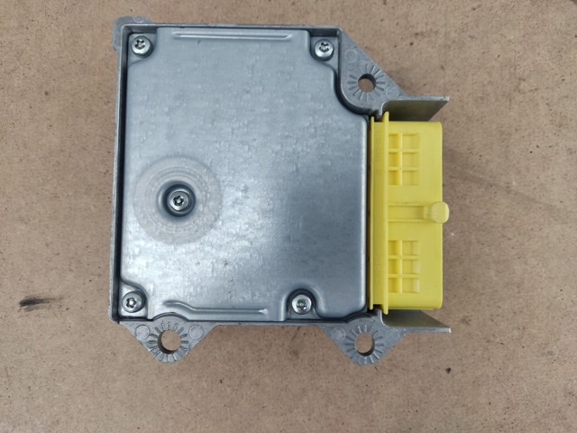 8R0959655G купить Николаев