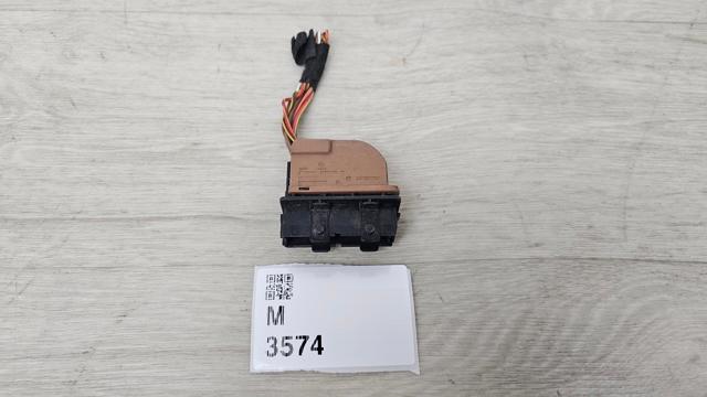 8R0972701 VAG купить в Харьков