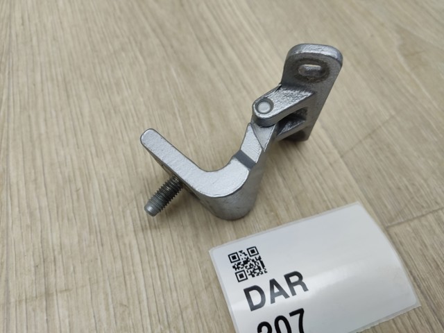 VAG 8U0827299C Петля двери задней (багажной 3/5-й) в наличии Каменское