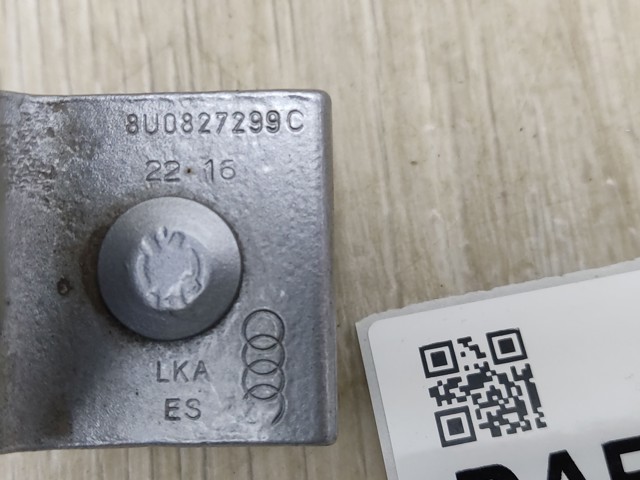 8U0827299C VAG Петля двери задней (багажной 3/5-й) купить в Днепр