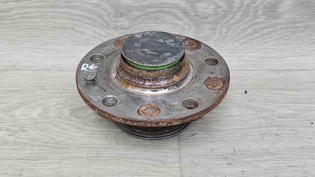 VAG 8V0598611A Задняя ступица в наличии Павлоград