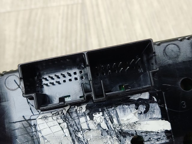 8V0820043DIMJ VAG купить в Сумы