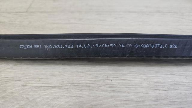 VAG 8V0823723 в наличии Львов