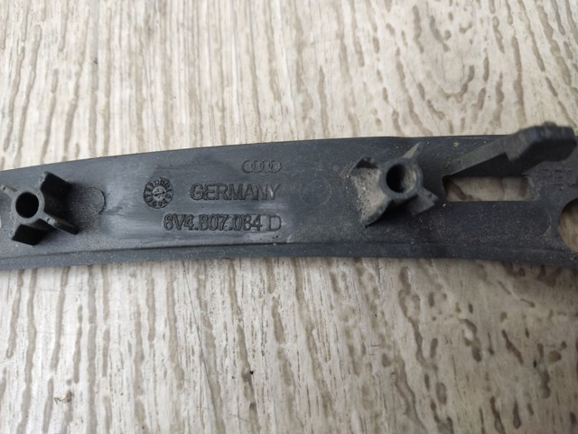 VAG 8V4807084D в наличии Киев