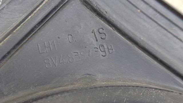 8V4839439B VAG купить в Украина