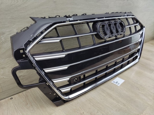 Решетка радиатора 8W0853651DF VAG