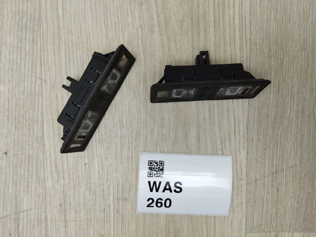 Фонарь подсветки заднего номера 8W6943021A VAG