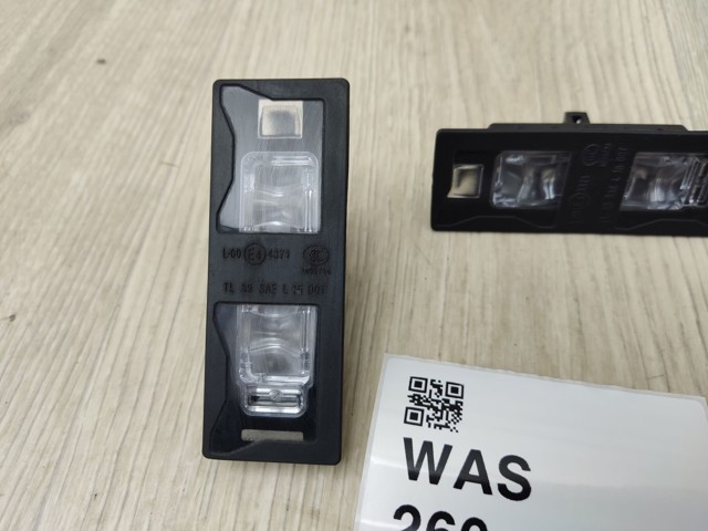 8W6943021A VAG Фонарь подсветки номерного знака купить в Киев