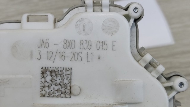 VAG 8X0839015E Замок двери задней левой в наличии Житомир