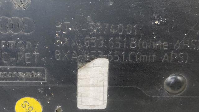 Решетка радиатора 8XA853651B VAG