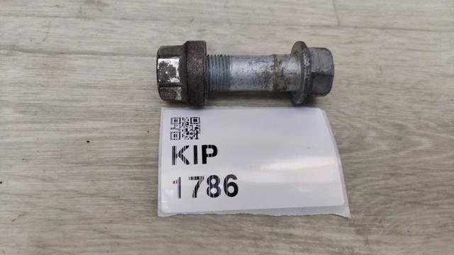 Болт крепления амортизатора переднего 9010517010 TOYOTA