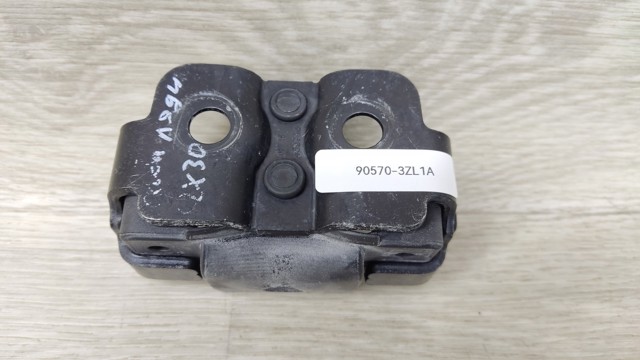 Упор двери задка 905703ZL1A NISSAN