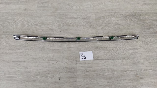 NISSAN 908104CE0A Накладка крышки багажника в наличии Харьков
