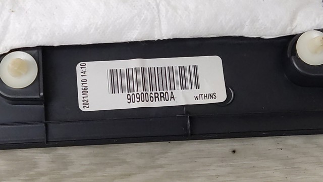 909006RR0A NISSAN Обшивка (облицовка) крышки багажника (двери 3/5-й задней) купить в Киев