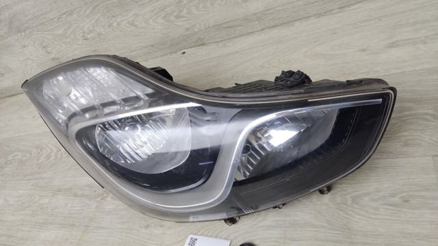 HYUNDAI 921021K000 Правая фара в наличии Черкассы