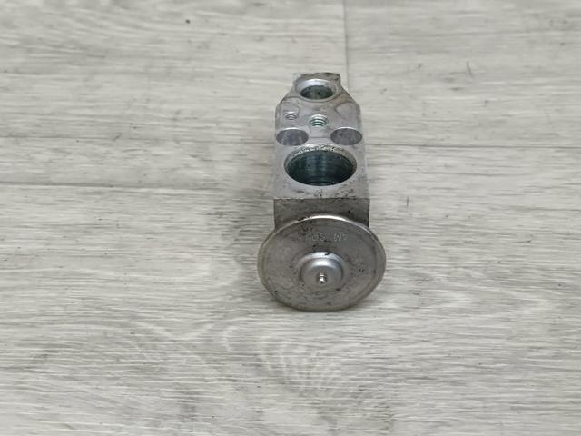 Клапан TRV, кондиционера 922001HP0C NISSAN
