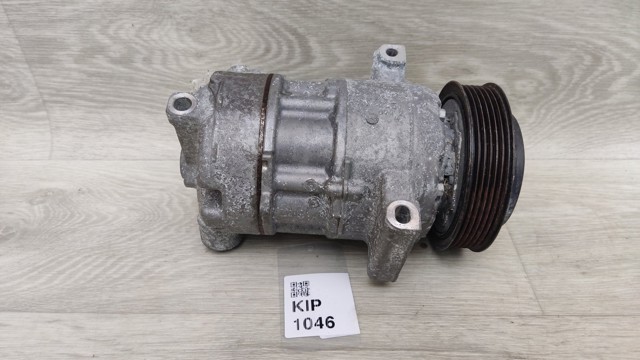 Компрессор системы кондиционирования 926006MA0A NISSAN