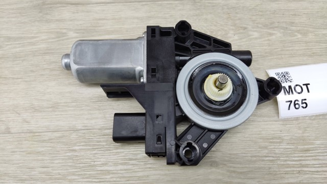 931401104 CHRYSLER Мотор стеклоподъемника двери передней левой купить в Чернигов