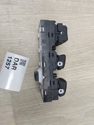 HYUNDAI 93570J9100 в наличии Черновцы