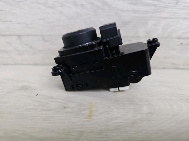 93573D3020 HYUNDAI купить в Каменское